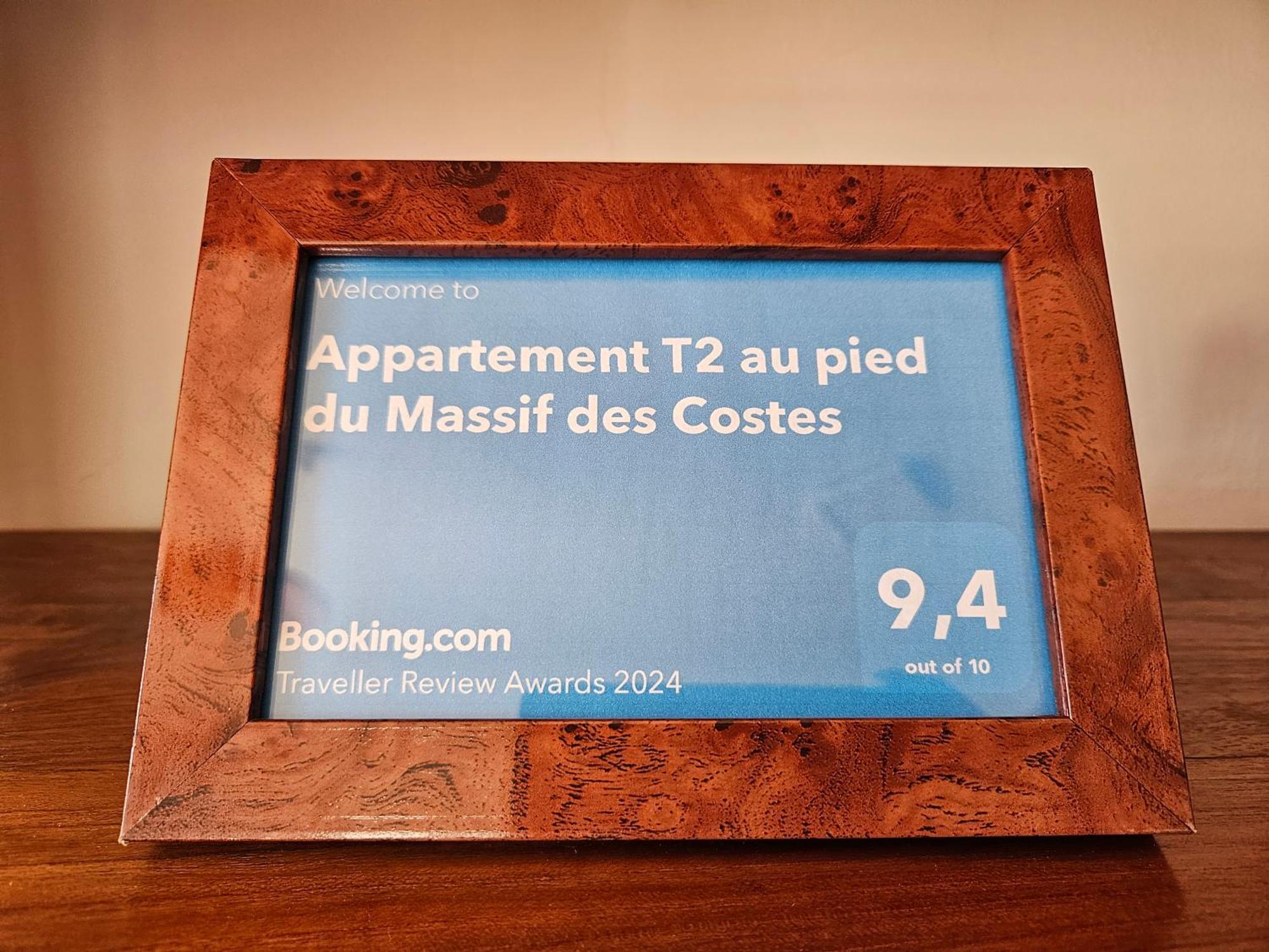 Willa Au Pied Du Massif Des Costes Pélissanne Zewnętrze zdjęcie